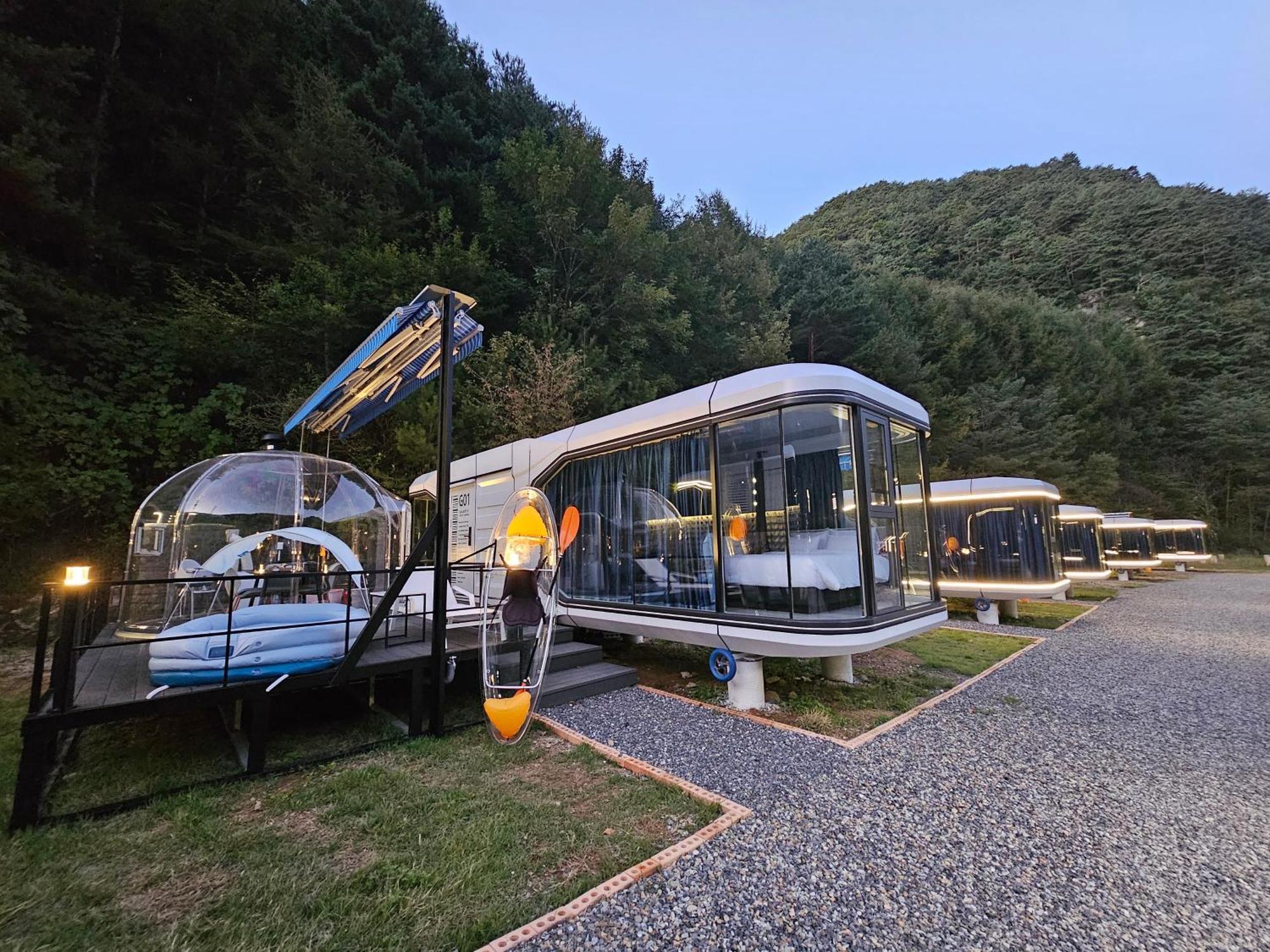 Galaxy X Hotel Type Caravan Glamping & Pension Phjongcshang Kültér fotó